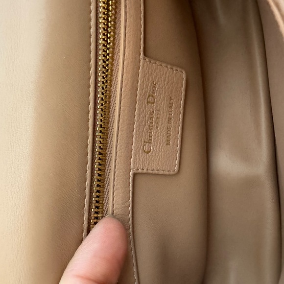 Medium Dior Caro Bag powder pink. - Picture 13 of 14